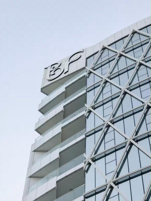 شقه في منطقه بحرين بي مقابل فور سيزون flat for rant in Bahrain bay near four seasons - Ferienwohnung Manama