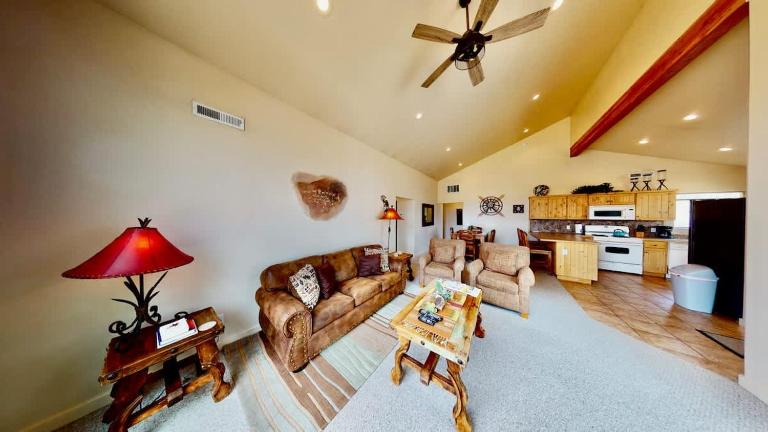 Return to the Old West #T1 - Bed and Breakfast Moab
