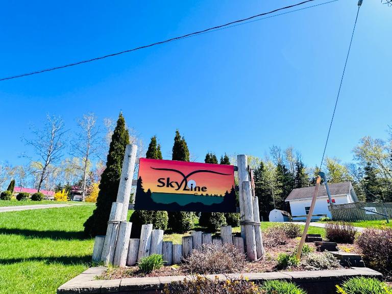 Skyline Cabins - B&B Ingonish