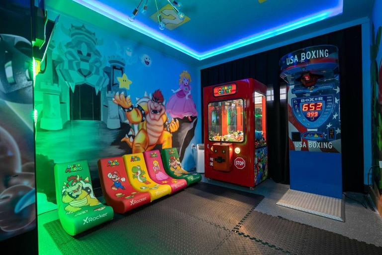 Family 12BR Villa Game Room Cinema - 340 - B&B Orlando