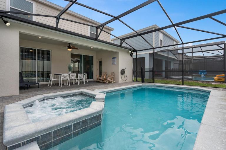 Mickey & Minecraft Theme, Pool, Spa Windsor Island - B&B Davenport