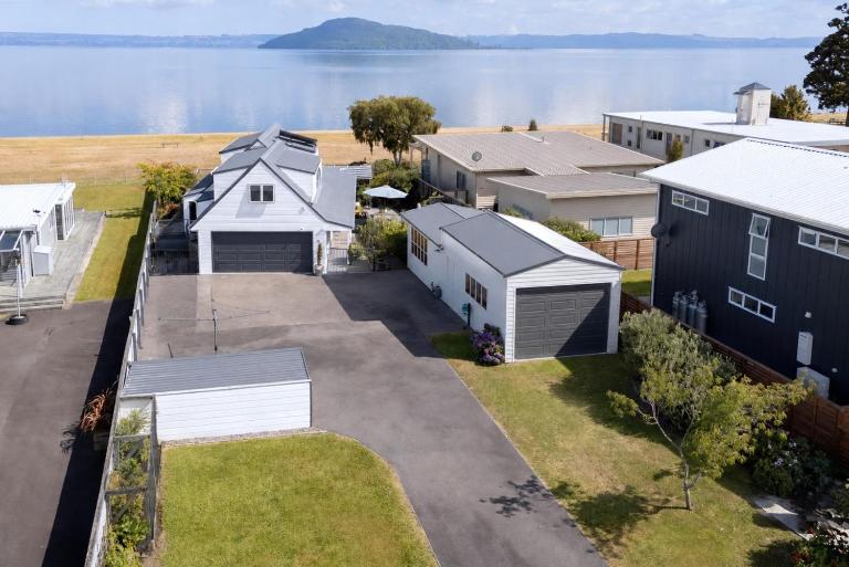 Willow Lakehouse Rotorua - B&B Rotorua
