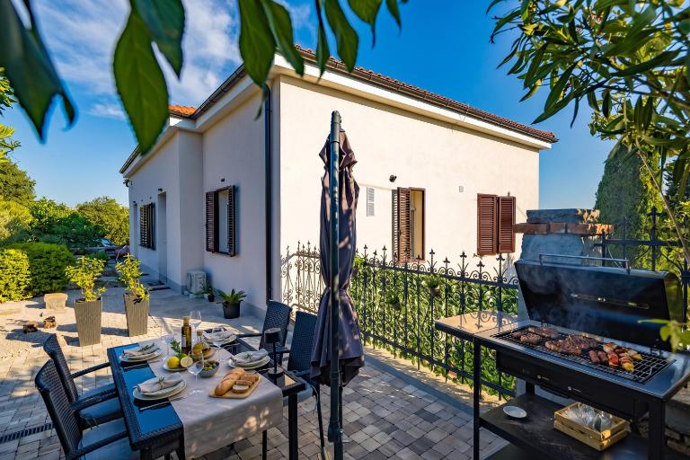 Seaview and Terrace Apartment La Vita - Happy Rentals - B&B Kostrena