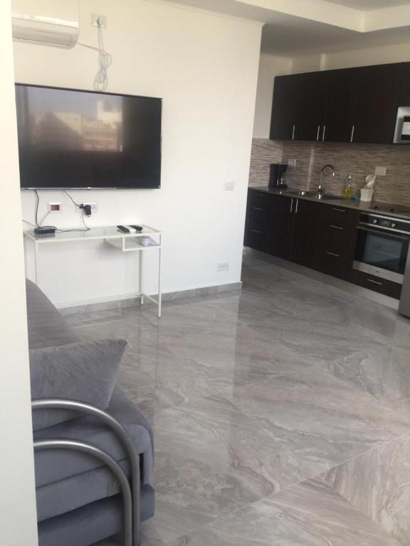 Dizengoff 24A - B&B Netanya