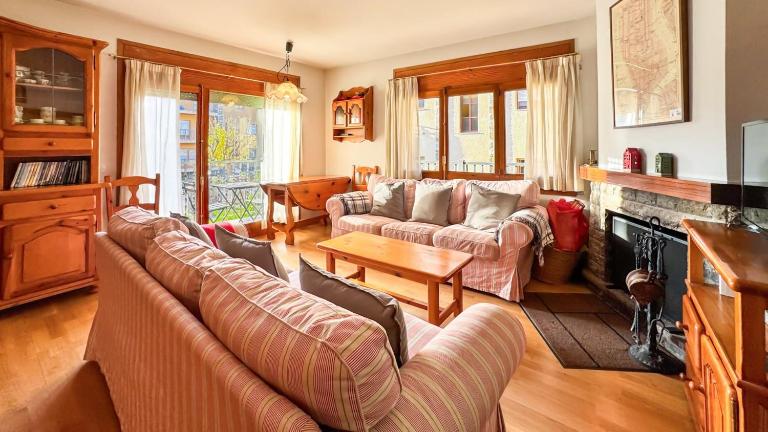 Cal Batllia 1 - Bed and Breakfast Puigcerdà