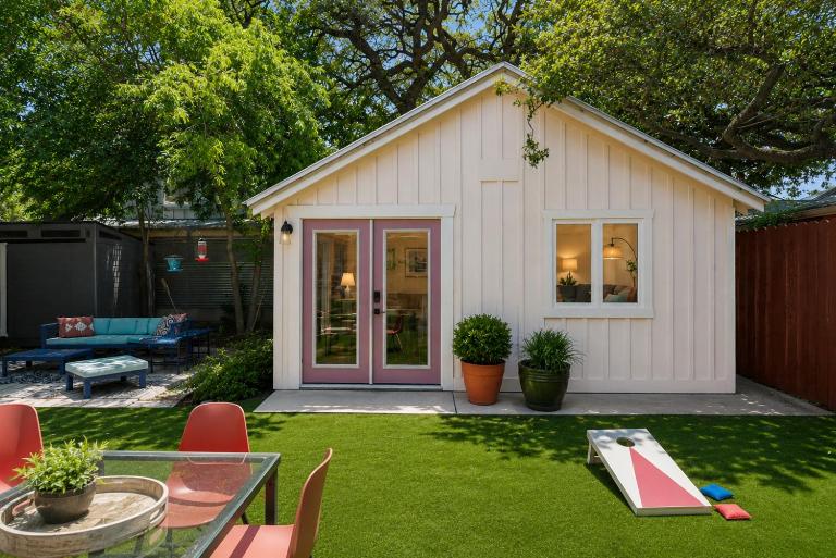 SoCo Garden Casita Peaceful Getaway for Solo & Couple Stays Near Austin Attractions - Chambres d'hôtes Austin