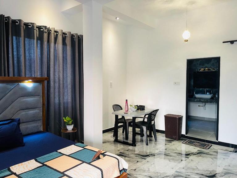 The Ocean Deck Apartments - Bed and Breakfast Moragolla