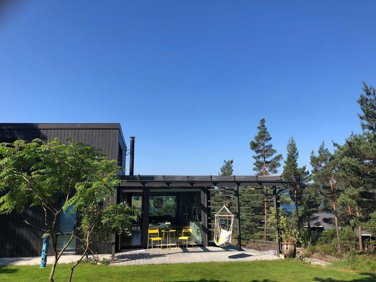 Exclusive cabin near sea & Preikestolen - B&B Idse