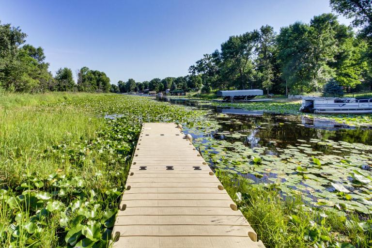 Mille Lacs Lake Cabin w/ Private Dock & Fire Pit - Ferienwohnung Garrison