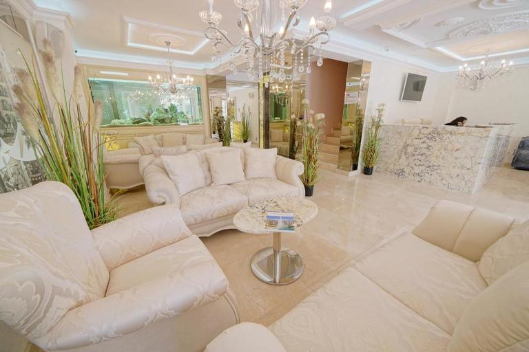 Private Apartments in Harmony Suites Dream Island - B&B Slanchev Bryag