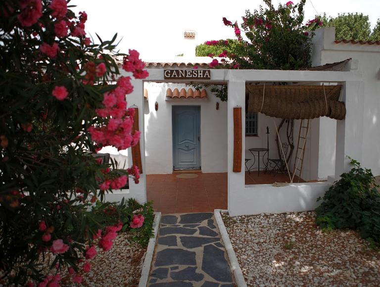 CALMA GANESHA Apartamento con piscina y jardín en Chiclana - Chambres d'hôtes Chiclana de la Frontera
