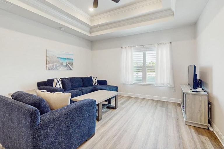 Charming retreat with pool playground patio washer&dryer & central AC - B&B Port Saint Joe