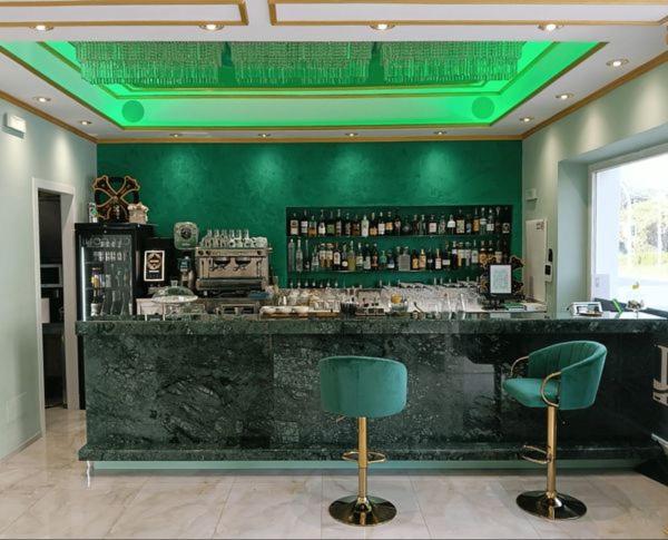 Kovacs Bar affittacamere - B&B Marina di Montemarciano