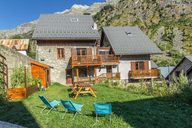 Ski Peak - Chalet Lucette - bijoux style 200m from the piste - B&B Vaujany