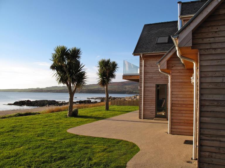 Airds Bay Luxury Beach House - B&B Gatehouse of Fleet