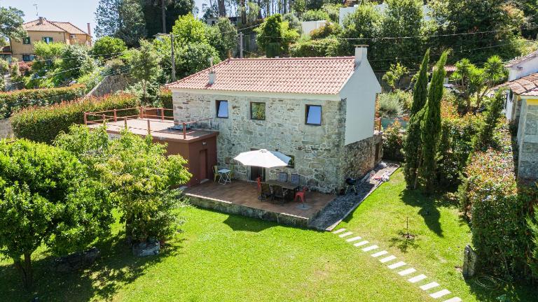 Just Like Home - Holly House em Cerveira - B&B Linhares