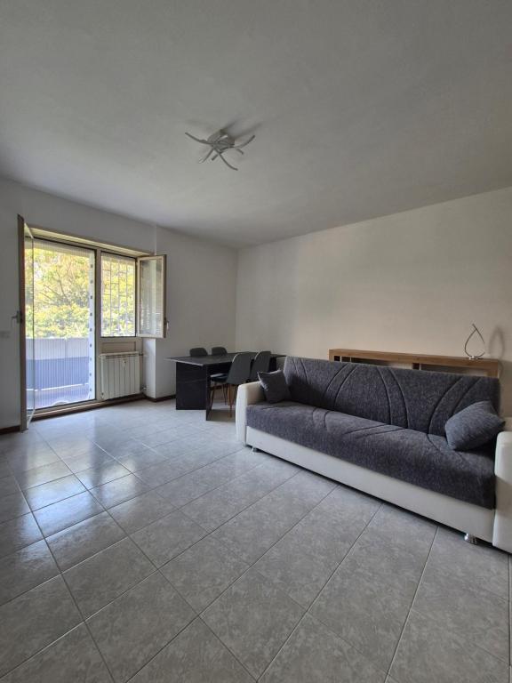 Spinaceto Modern Home, Roma EUR - Bed and Breakfast Rome