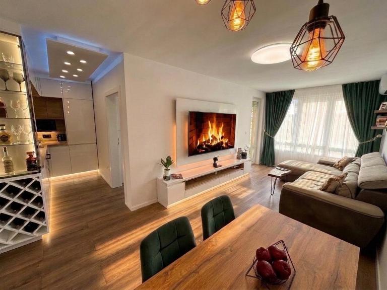 Royal Luxury Apartment Downtown - B&B Sofia