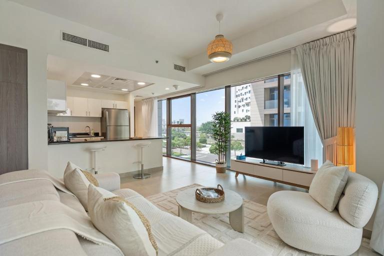 Luxury Sunlit 1BR in Saadiyat Park View - Bed and Breakfast Abu Dhabi