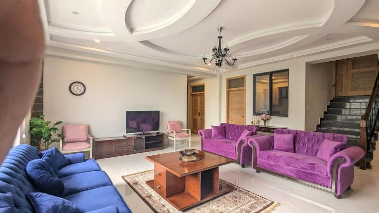Haven Snowra Vista - 2BR Cottage, Khaira Gali - B&B Khiara Gali