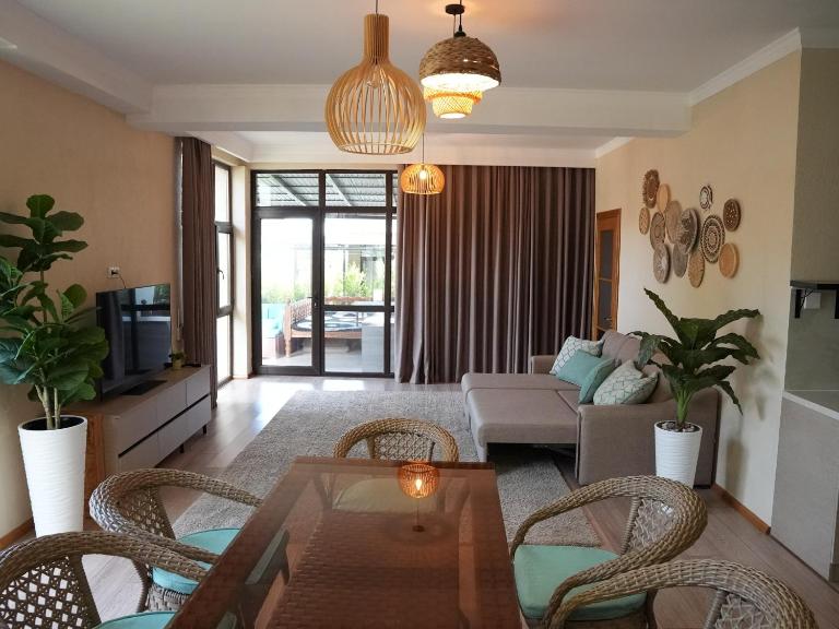 Cottage in Asia Palace - B&B Chon-Sary-Oy