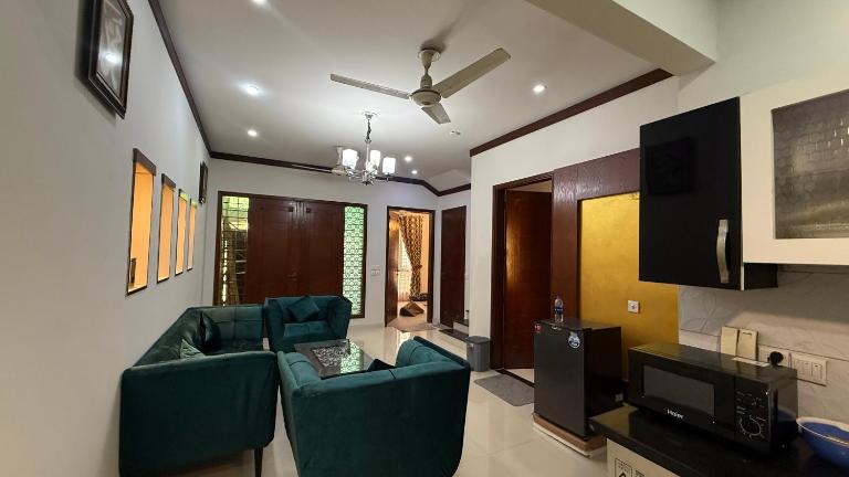 RoN building Ground portion - B&B Karachi