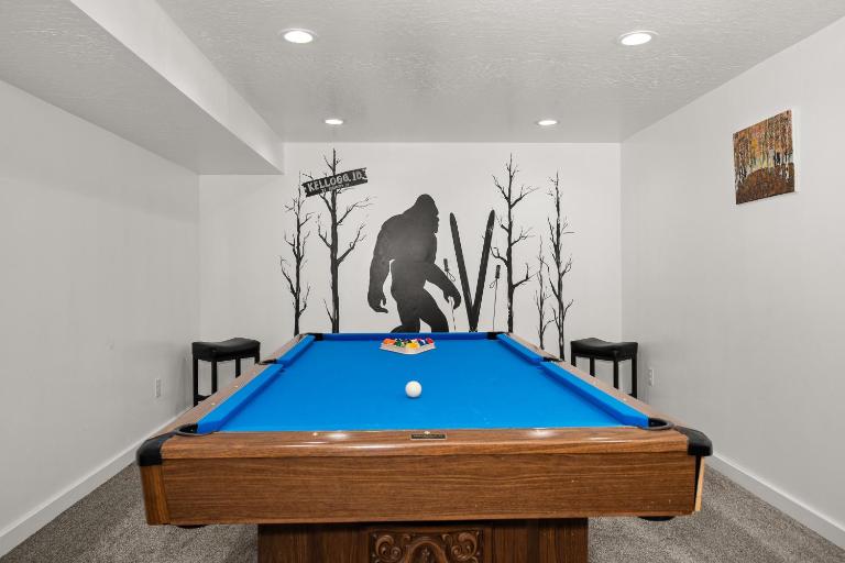 Photo Op with Sasquatch 2 min to walk Silver Mtn - Ferienwohnung Kellogg