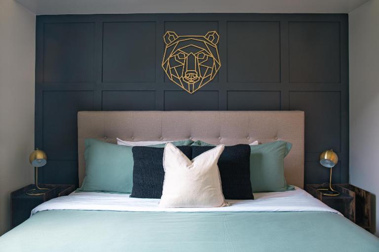 Grotto Canyon Chalet - B&B Canmore