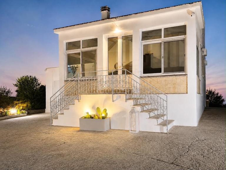 Villa Eterea Ostuni - Bed and Breakfast Ostuni