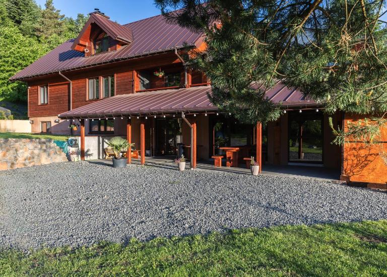 Dom Gościnny Nasza Góra - B&B Szymbark