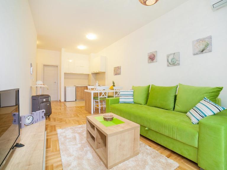 Peace 2 Apartments with parking - B&B Budva