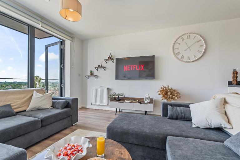 Wembley 2 Bed Sleeps 8 Walk to Stadium - B&B Londra