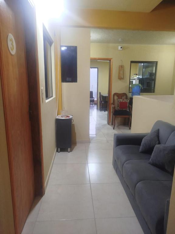 Mi Hábitat Lambaré - Habitaciones con Baño Privado, Cocina y Comedor equipados con electrodomésticos, con Quincho al Aire Libre - Bed and Breakfast Asunción