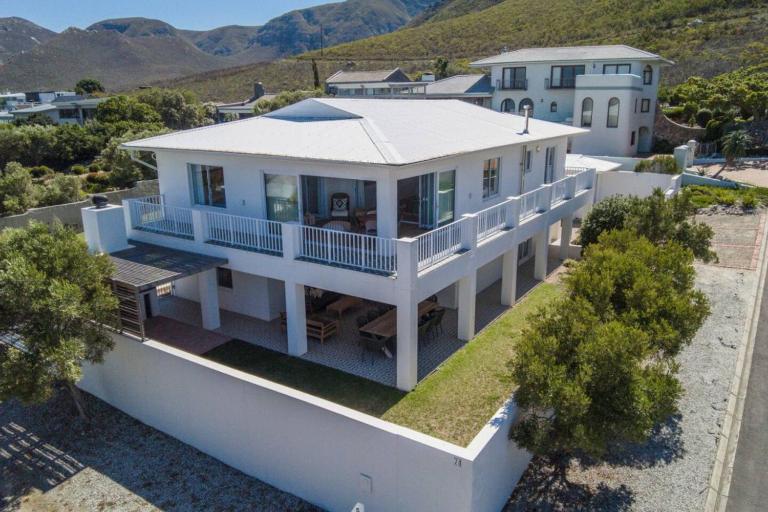 Zo'luha Spacious Family Home Mountain View - B&B Hermanus