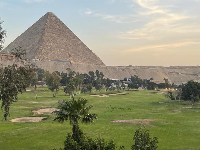 zosar pyramids view - Bed and Breakfast Caïro