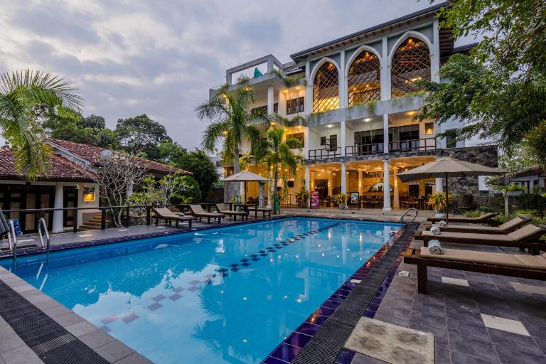 Fort Edge Retreat - B&B Unawatuna
