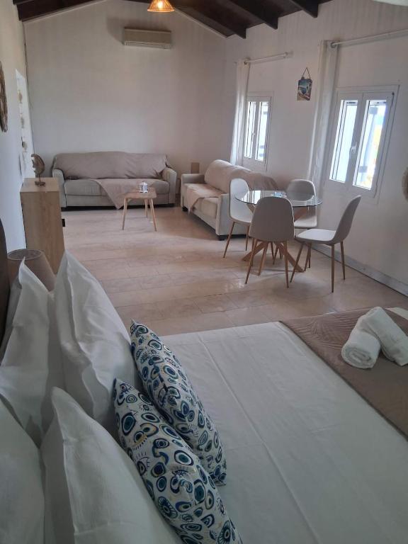 Salt & Sea Studio - Ferienwohnung Akrotíri