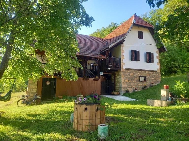Kuca za odmor Mili - B&B Miljevina