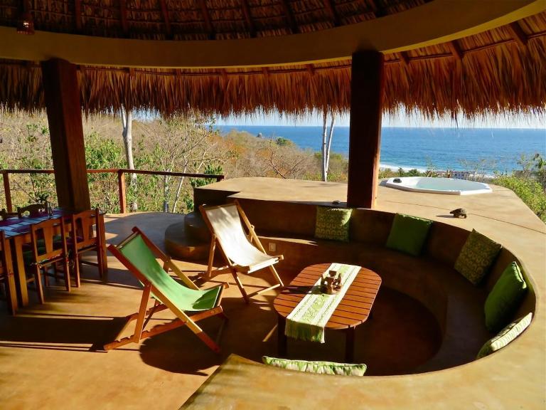 Casa Monte Pacífico, jacuzzi, wifi Starlink y vista al mar - Bed and Breakfast San Agustinillo