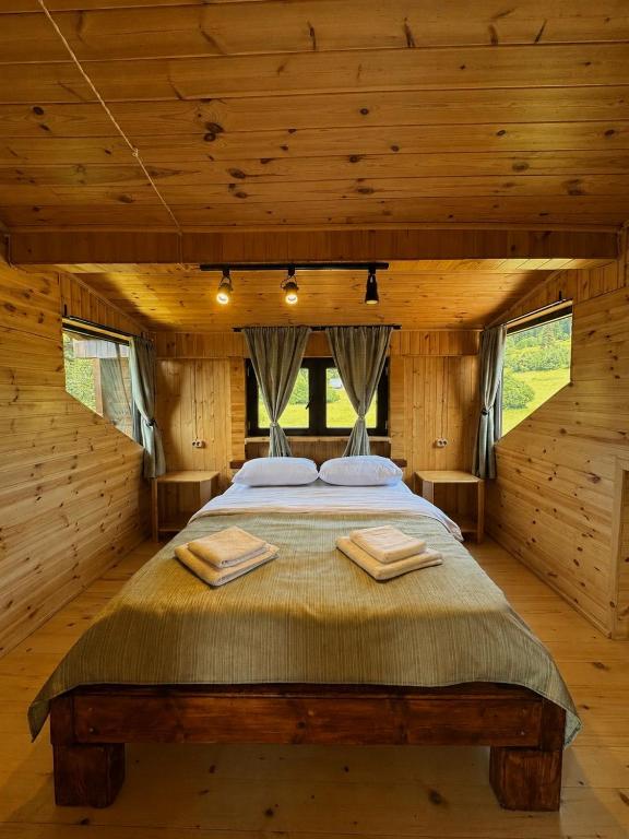 Chalet Hatsvali - Ushba Viewpoint Rooms & Café - Ferienwohnung Mestia