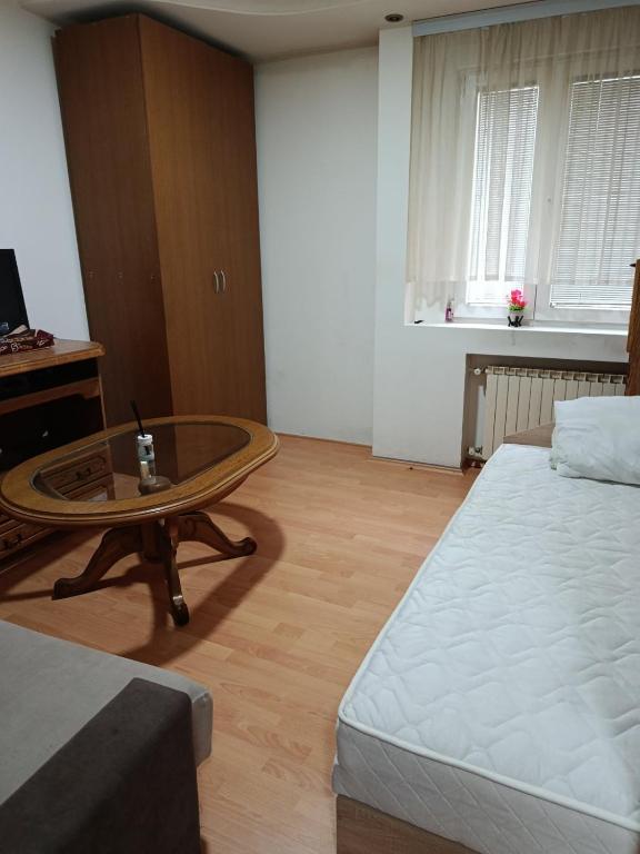Apartman Nana - B&B Skopje