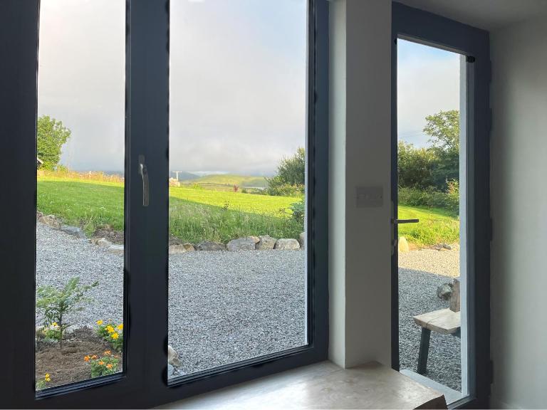 Rowan Beg Retreat - Mountain View Apartment - Bed and Breakfast Rinvyle