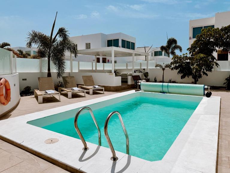 Villa Calendula 4 bedroom and private pool - Chambres d'hôtes Playa Blanca