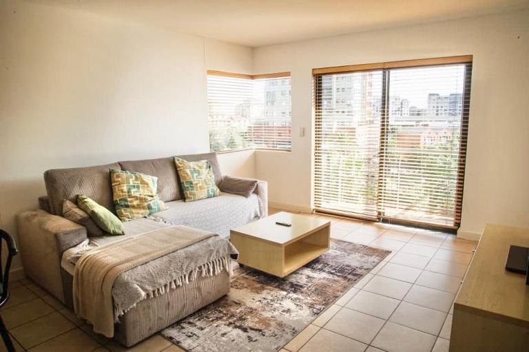 Luxury 2BR Apartment in Century City - Chambres d'hôtes Le Cap