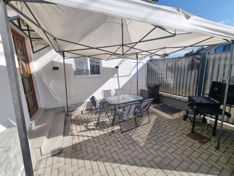 Casa Lumi - Ferienwohnung Petrila