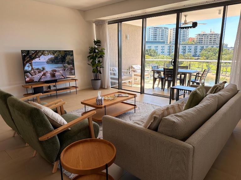 Paradise Lagoon Stay at Waterfront - Bed and Breakfast Darwin