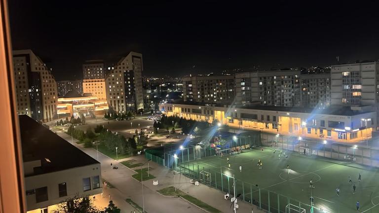 Квартира - Bed and Breakfast Almaty