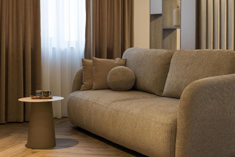 MET4L Residence - B&B Costanza
