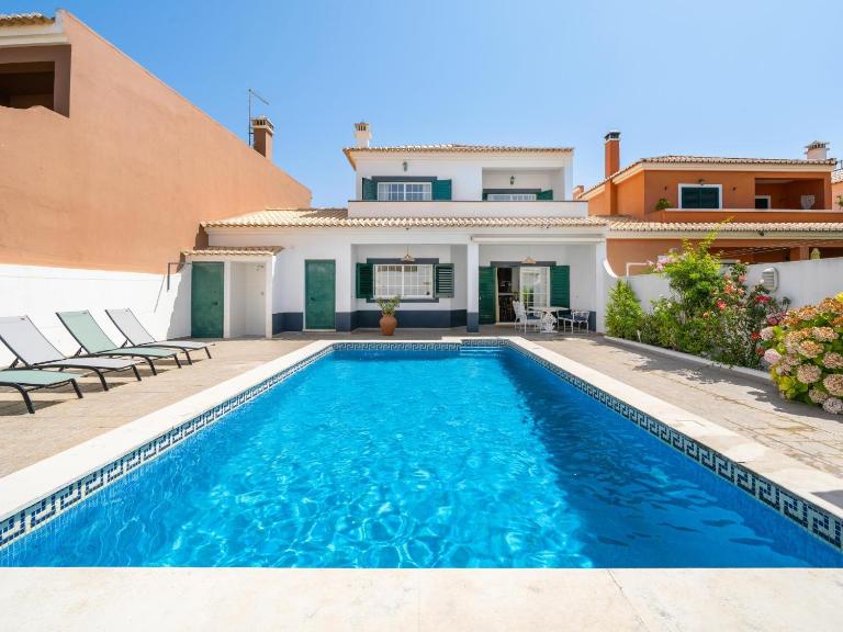 Villa with Private Pool Steps from Burgau Beach #2025 - B&B Burgau