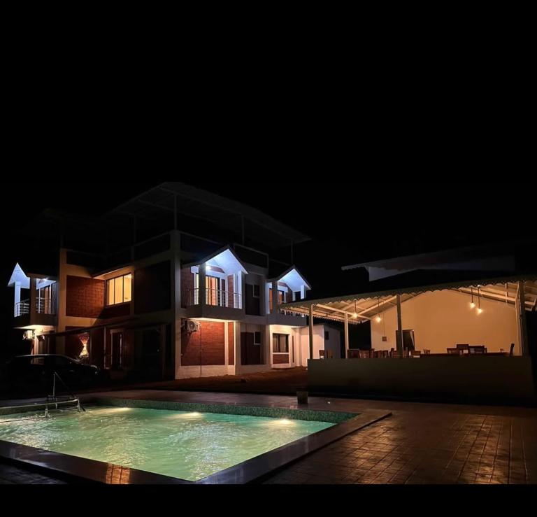 Nisarg Forever Resort - B&B Alibag